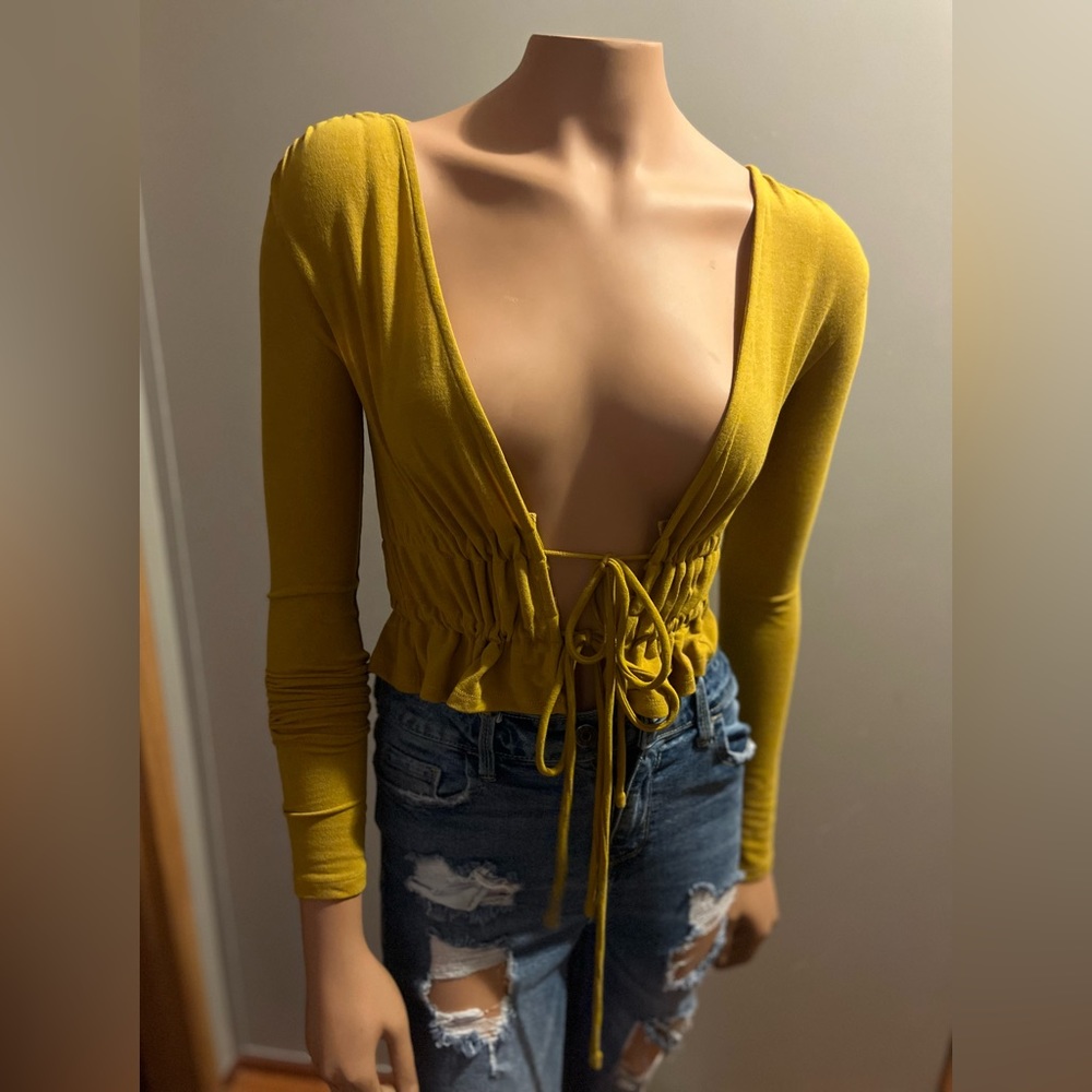 Cute causal top.